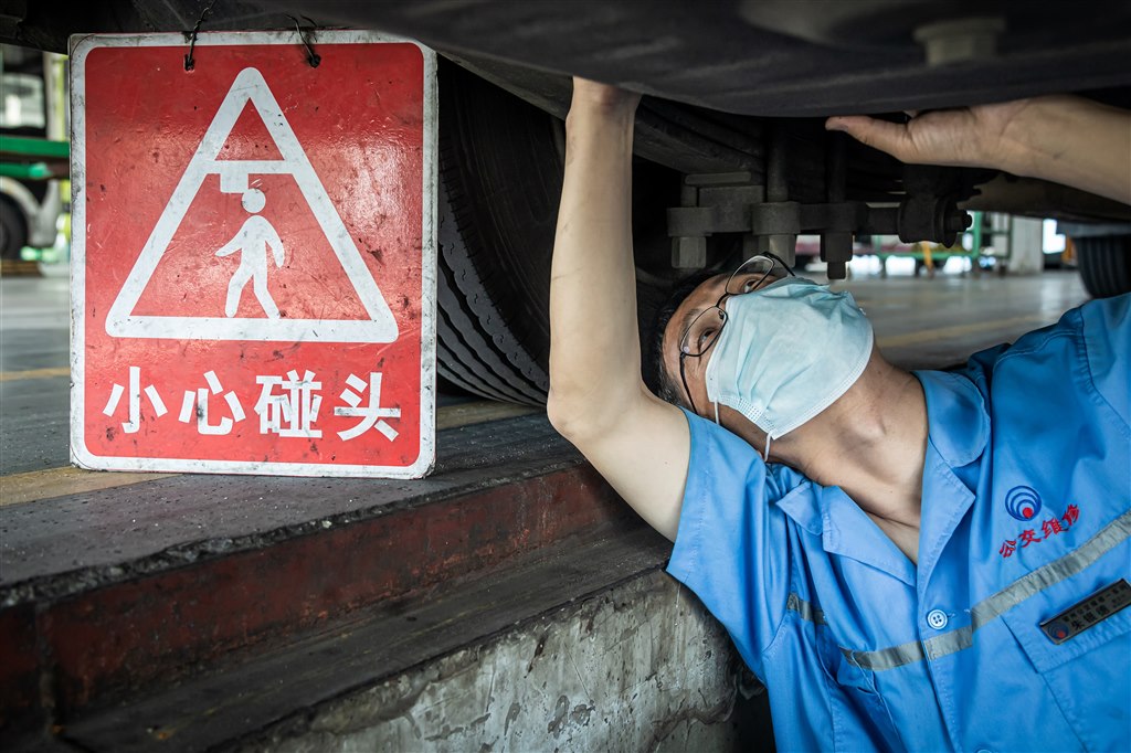 車(chē)輛專(zhuān)項(xiàng)檢查1.jpg 車(chē)輛專(zhuān)項(xiàng)檢查1.jpg