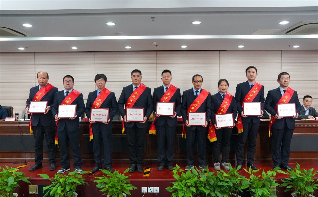 DSC02650-1.jpg DSC02650-1.jpg