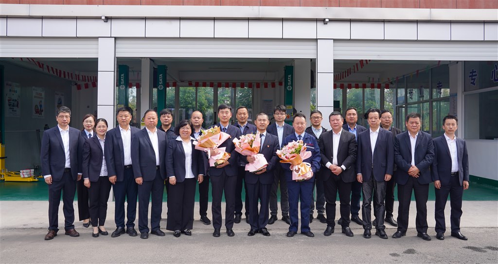 DSC02242-1.jpg DSC02242-1.jpg