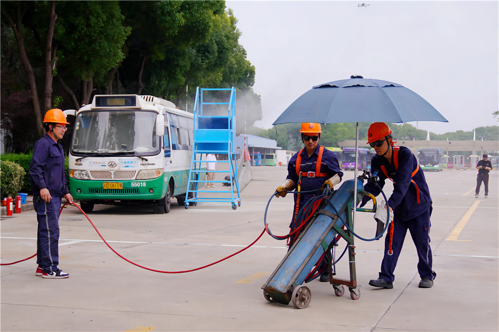 DSC03532-01.png DSC03532-01.png