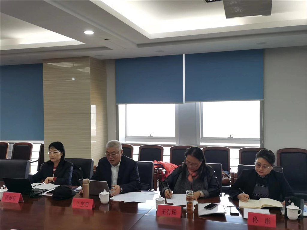 老師.jpg 老師.jpg