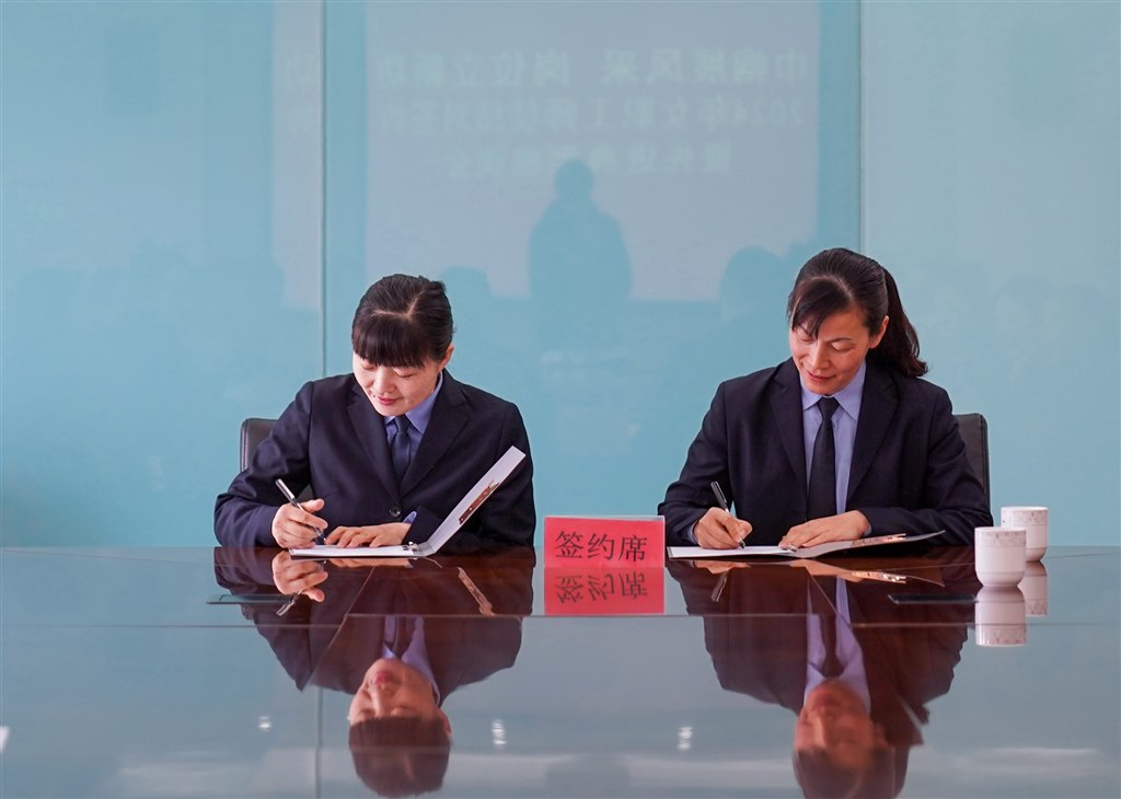 DSC01324-1_副本.jpg DSC01324-1_副本.jpg