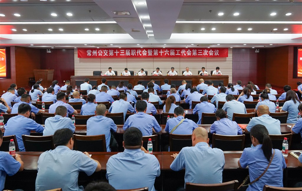 1EA69D6E26809AC512AEF54815488F6A.jpg 1EA69D6E26809AC512AEF54815488F6A.jpg