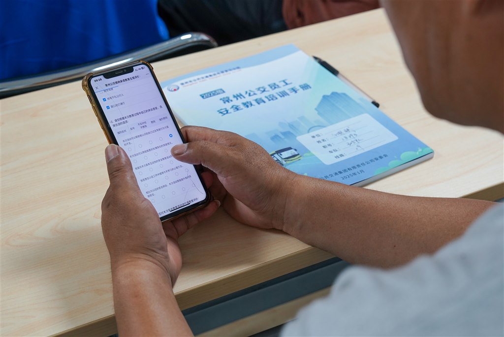 DSC03381-1.jpg DSC03381-1.jpg