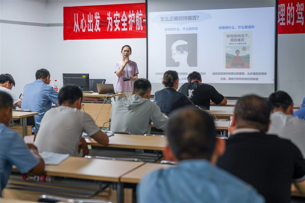 DSC03321-1.jpg DSC03321-1.jpg