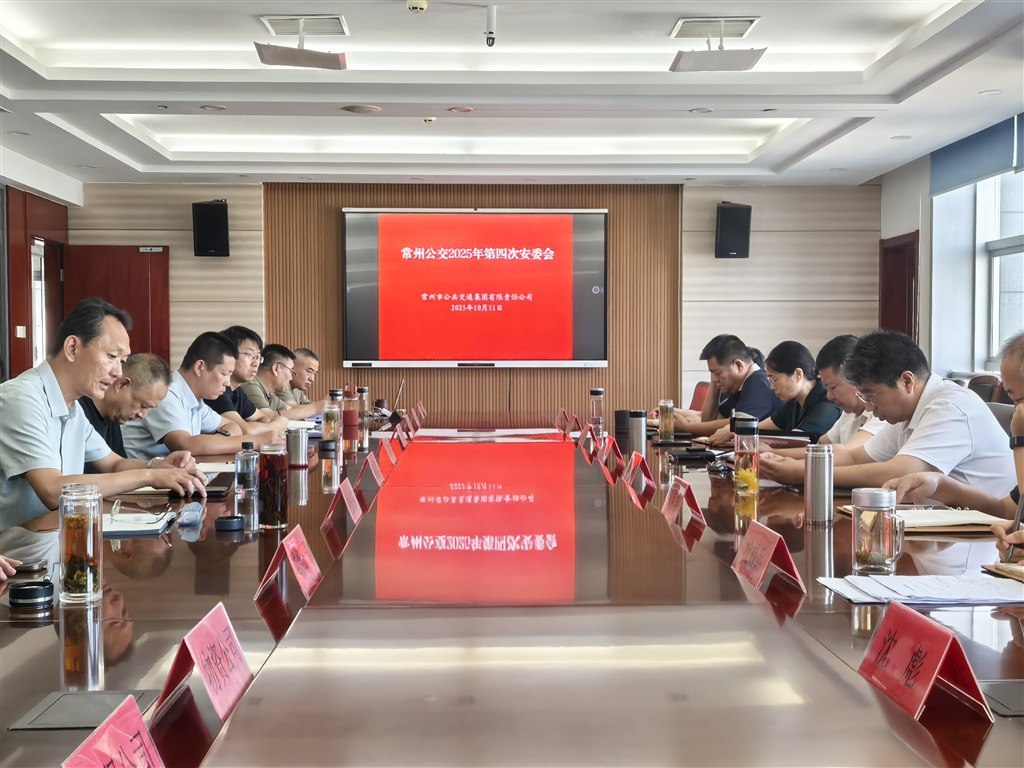 84a25ea67d5e4bdd91041e4963a76800.jpg 84a25ea67d5e4bdd91041e4963a76800.jpg